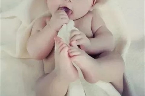 夏季怎么穿可以避免台州捐卵宝宝感冒受凉？生病要怎么穿？